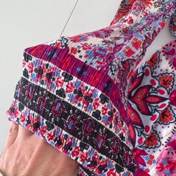 Altar'd State Multicolor Floral romper - Picture 5 of 6